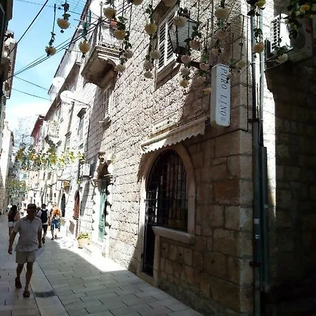 Roko * Makarska